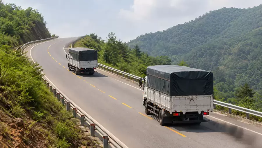 Động cơ yếu thường biểu hiện rõ khi tăng tốc hoặc leo dốc