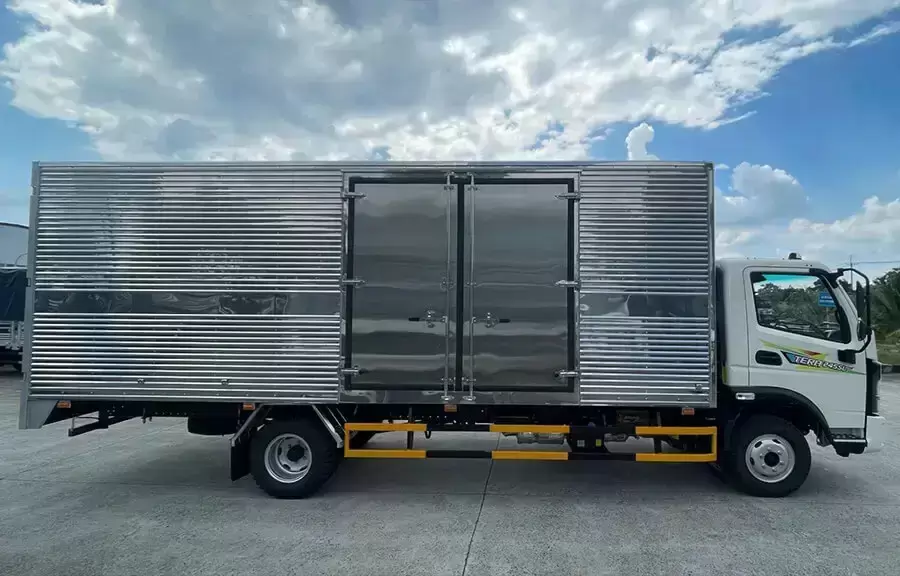 Bằng C cho phép lái xe tải trên 7,5 tấn và các loại xe hạng B, C1