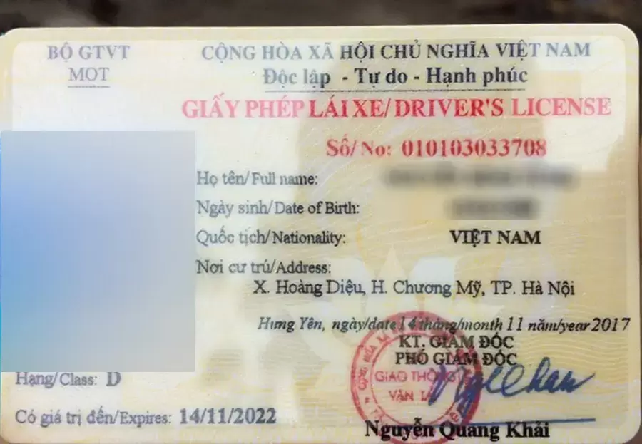 Bằng lái xe hạng D