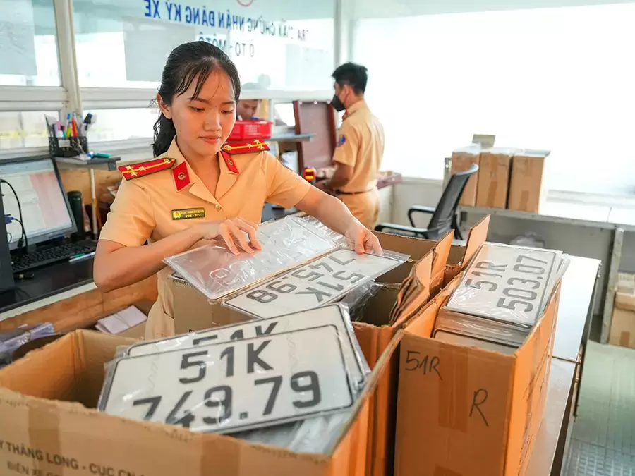 Từ 01/7/2025, Công an TPHCM triển khai việc đăng ký xe ô tô, mô tô và xe máy chuyên dùng tại 168 công an cấp phường, xã, đặc khu trên địa bàn thành phố. (sau sáp nhập)