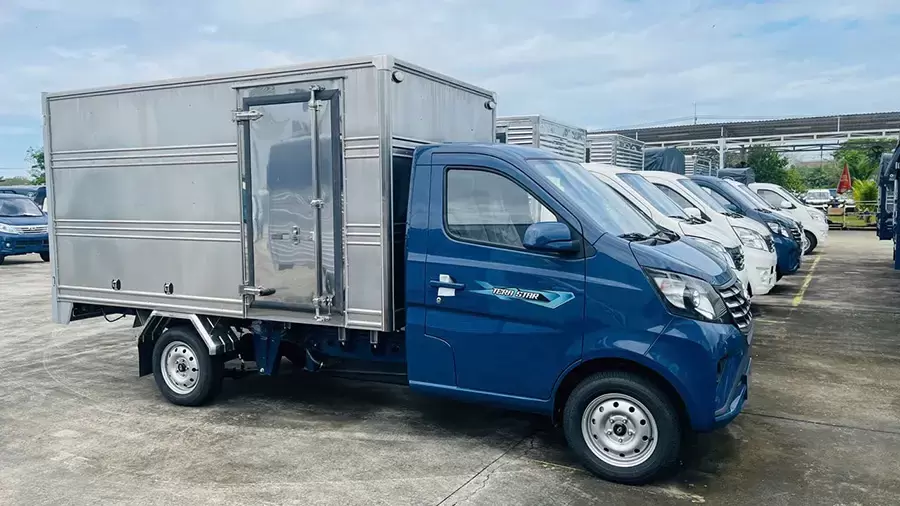 Xe tải thùng kín