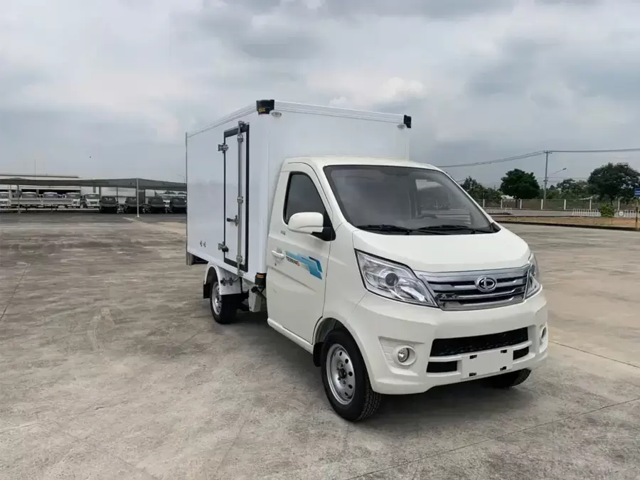 Thiết kế gọn gàng giúp xe tải nhỏ phù hợp với hoạt động giao hàng nhanh
