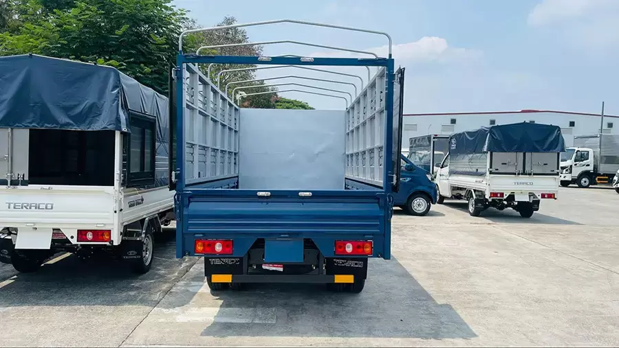 Khung gầm vững chắc kết hợp cấu hình bánh đôi ổn định