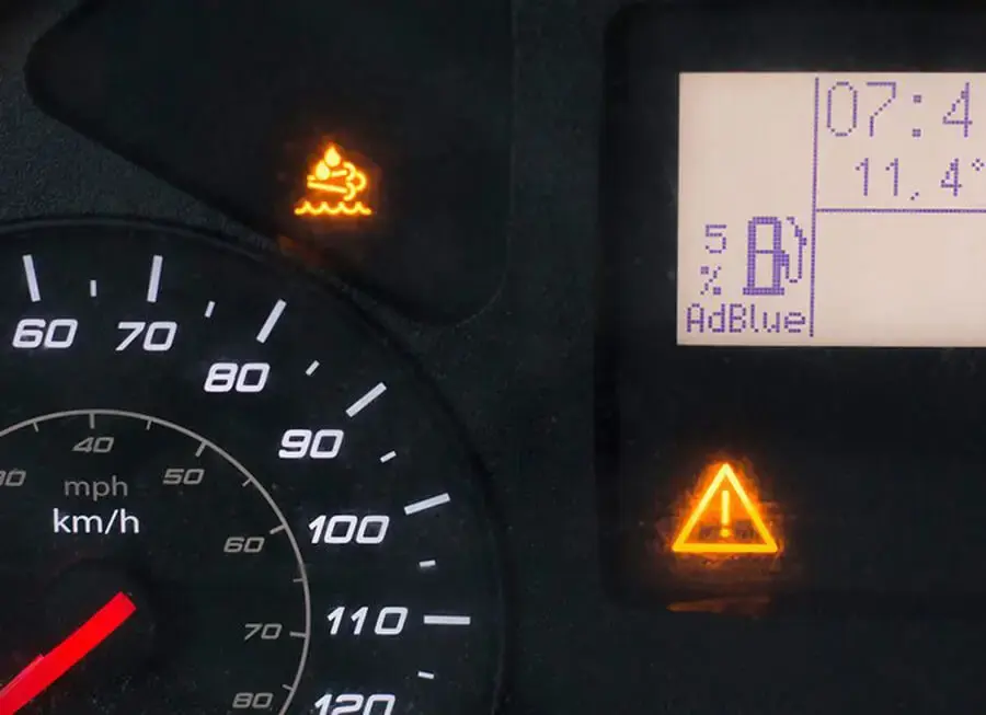 Đèn cảnh báo AdBlue
