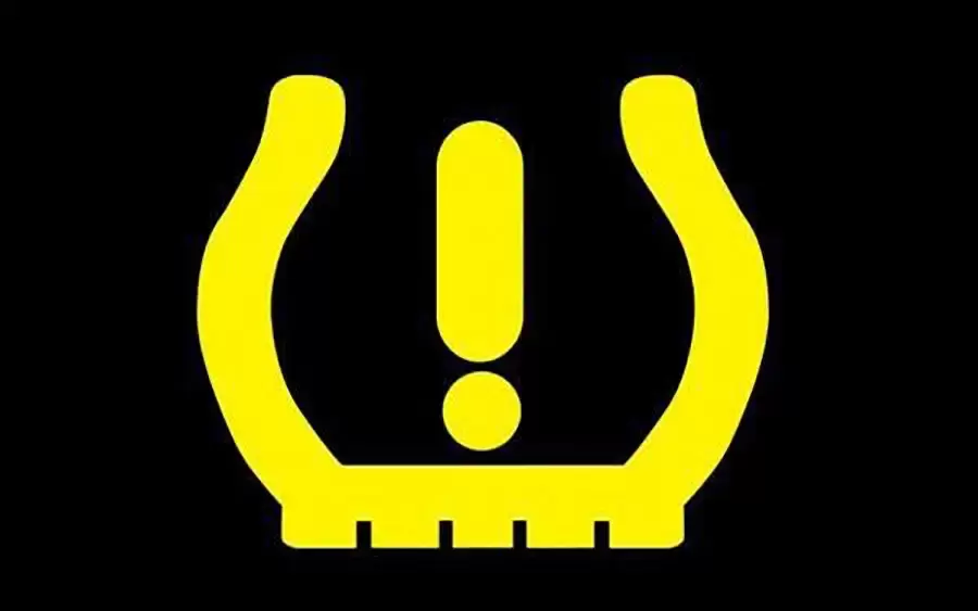 Đèn cảnh báo áp suất lốp (TPMS) khi lốp xe thiếu hơi