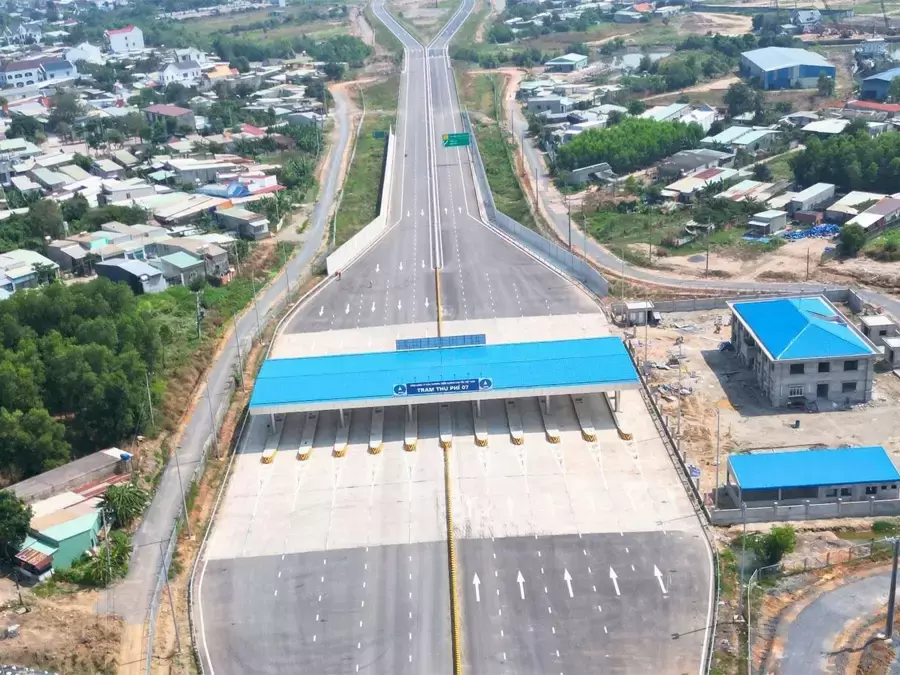 Trạm thu phí trên cao tốc Bến Lức - Long Thành đoạn qua tỉnh Đồng Nai