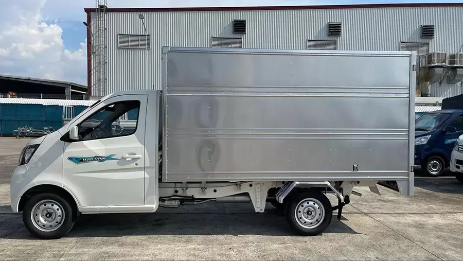 Bảo vệ hàng hóa toàn diện với thùng kín tiêu chuẩn