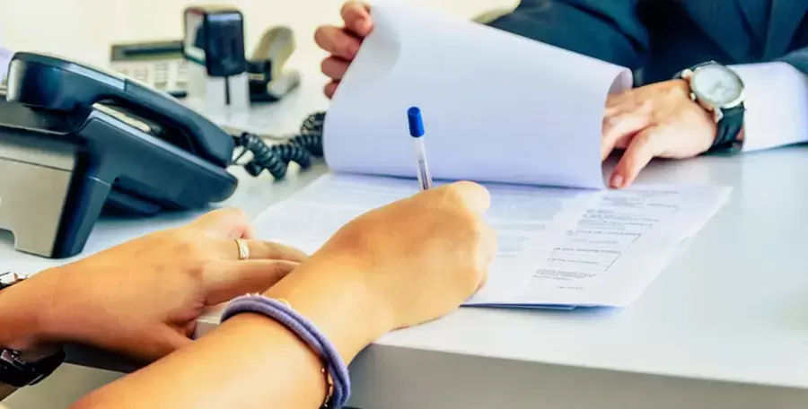 Checklist kiểm tra chi phí lăn bánh xe ô tô trước khi đặt cọc