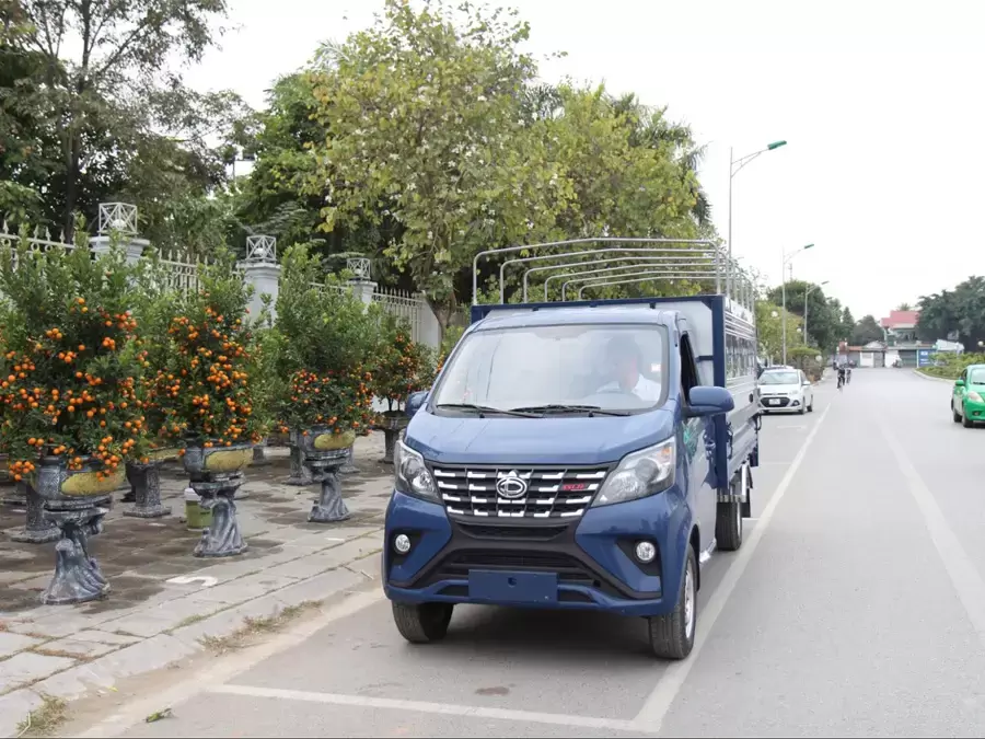 Xe tải nhỏ giao hàng nội đô