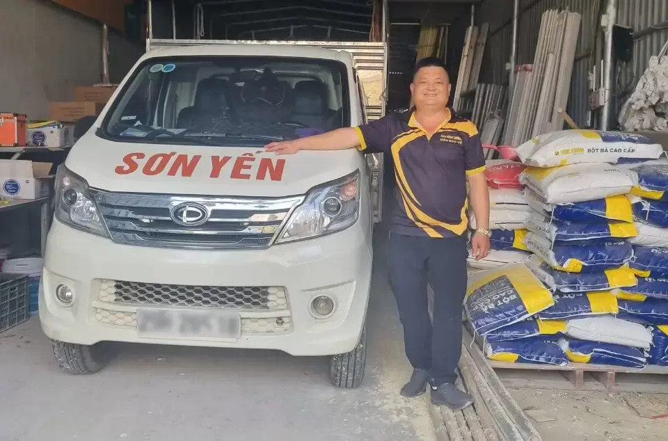 Khung gầm Tera100S cứng cáp, tải nặng tốt, chở vật liệu xây dựng vô tư