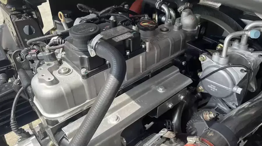 Động cơ ISUZU Nhật Bản bền bỉ và tiết kiệm nhiên liệu