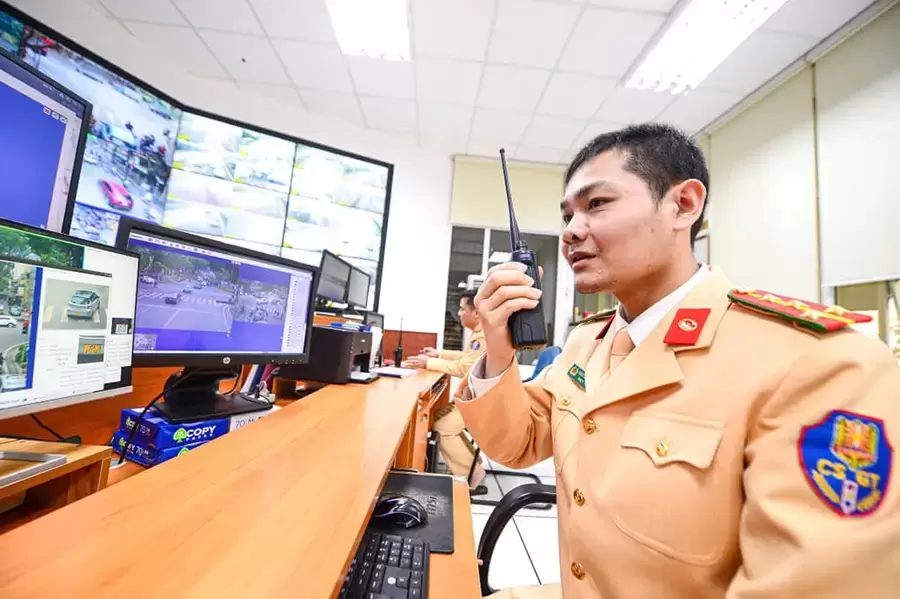 Vi phạm đèn rẽ trái đỏ có thể bị phạt