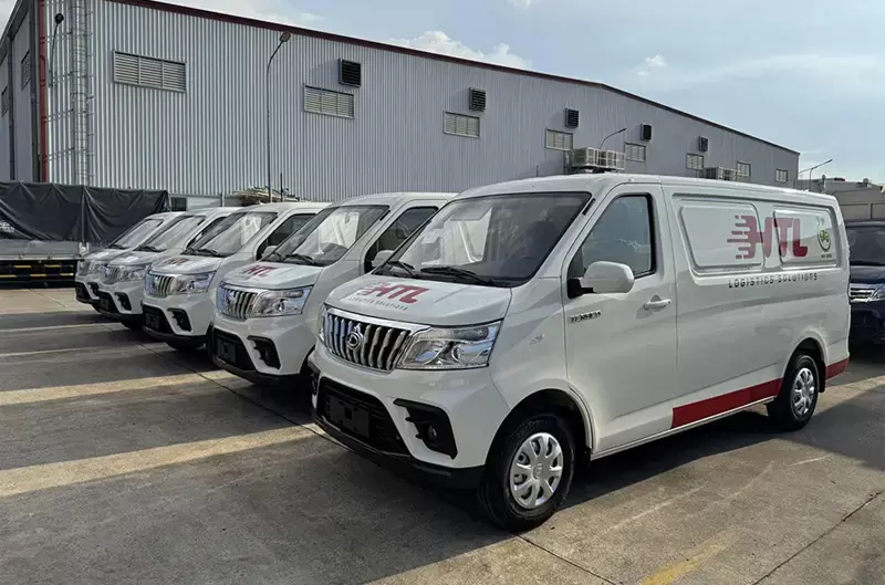 Tại sao các doanh nghiệp ưa chuộng xe van chở hàng?