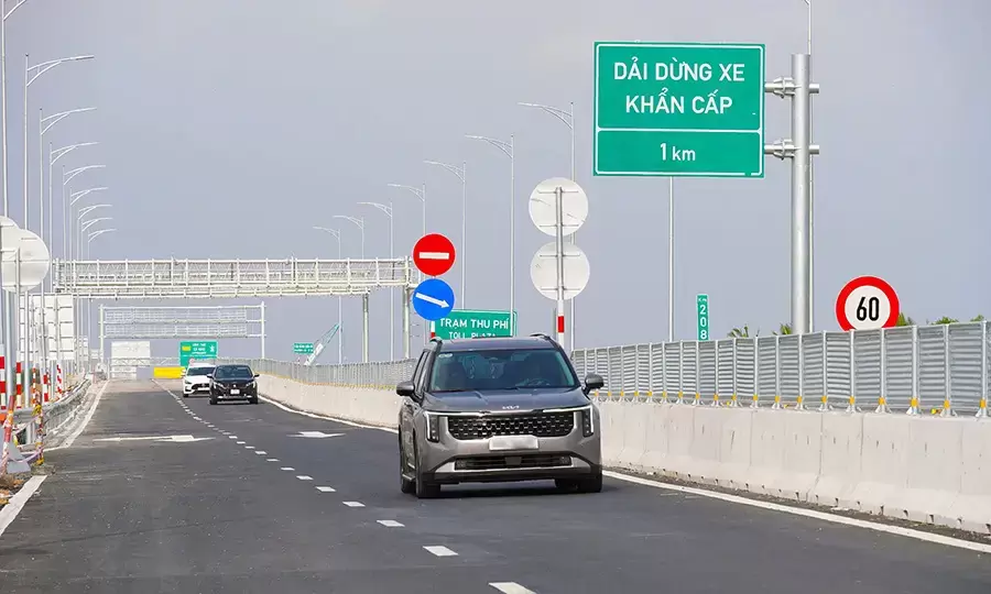 Tuyến chính cao tốc đã chính thức thông xe vào ngày 19/1