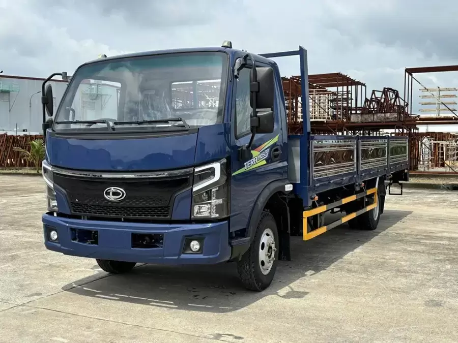 Xe tải 1,9 tấn vừa đáp ứng hàng quá khổ vừa di chuyển linh hoạt