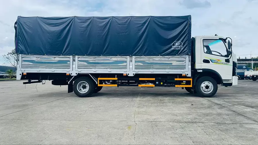 Thùng dài 6,2 m phù hợp với hàng dài và hàng cồng kềnh