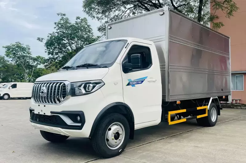 Giá xe tải 1.5 tấn bao nhiêu? Phân tích 4 yếu tố quyết định giá