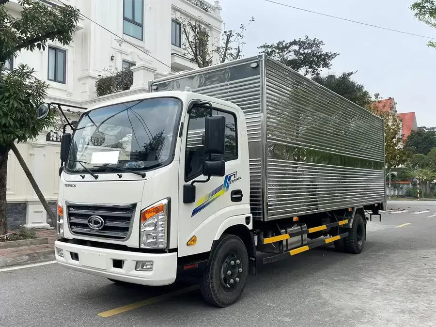 Giá xe tải 1t9 thùng dài 6m2 Tera190SL rất cạnh tranh
