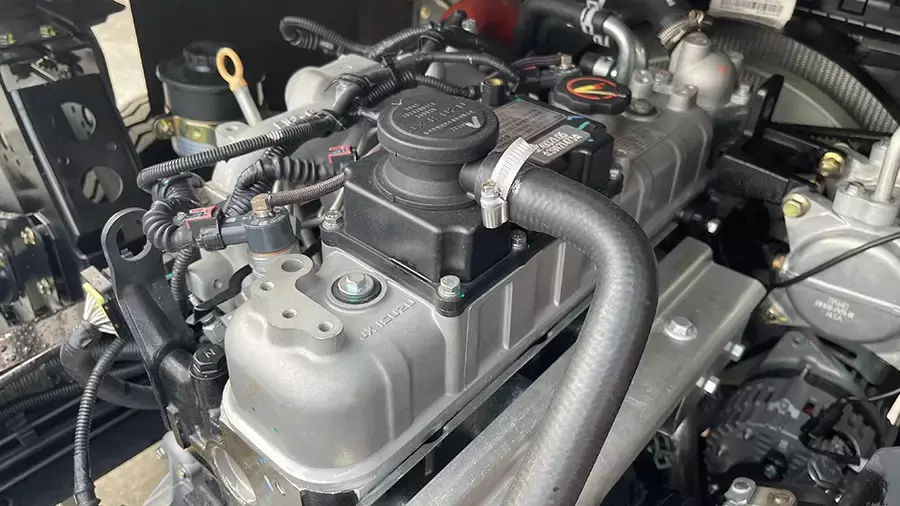 Động cơ ISUZU bền bỉ, tiết kiệm nhiên liệu