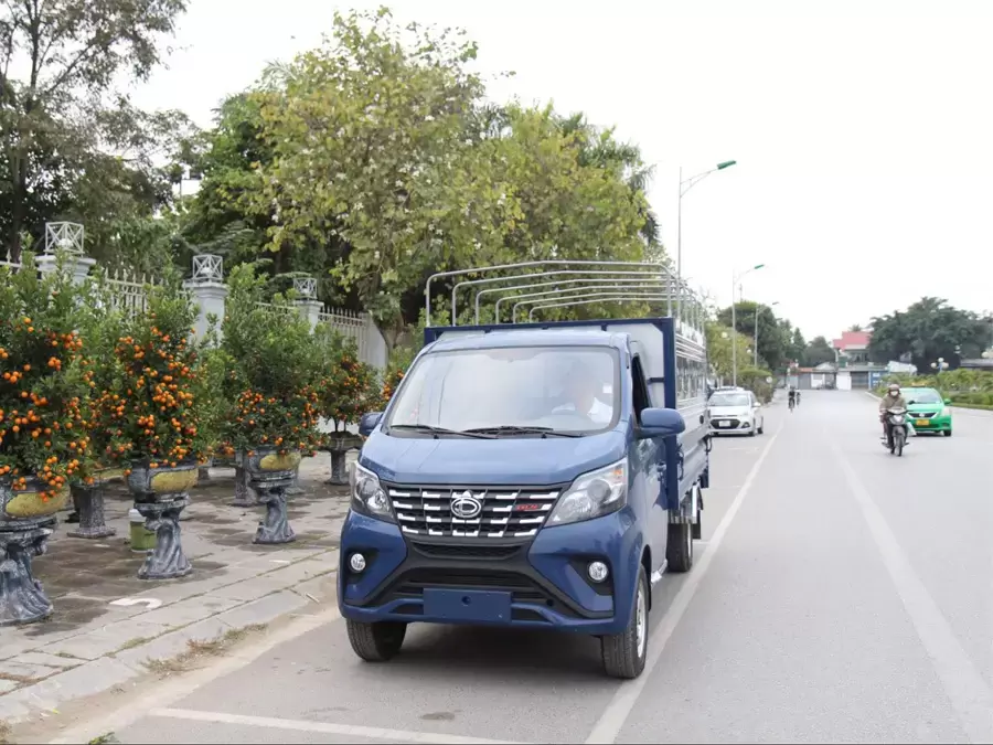 Kích thước tổng thể nhỏ gọn, linh hoạt di chuyển trong nội thành