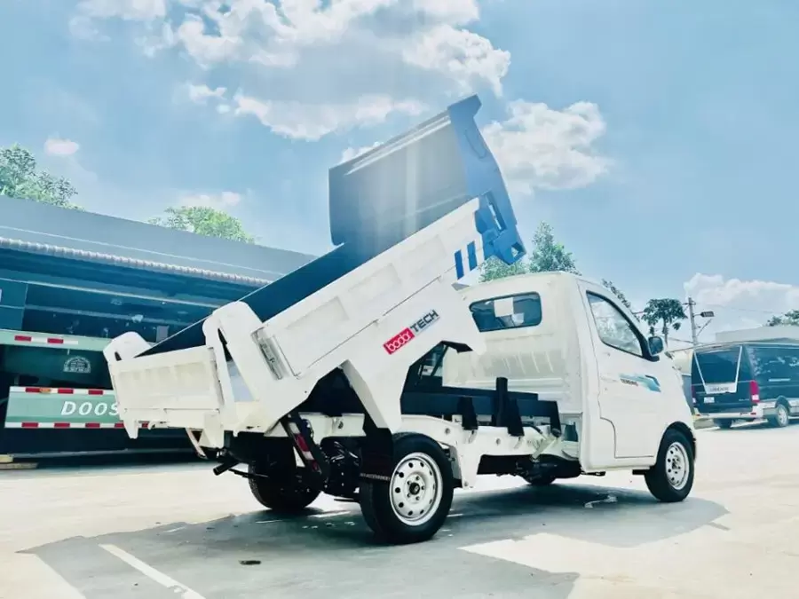 Thùng ben tự đổ phù hợp chở vật liệu xây dựng