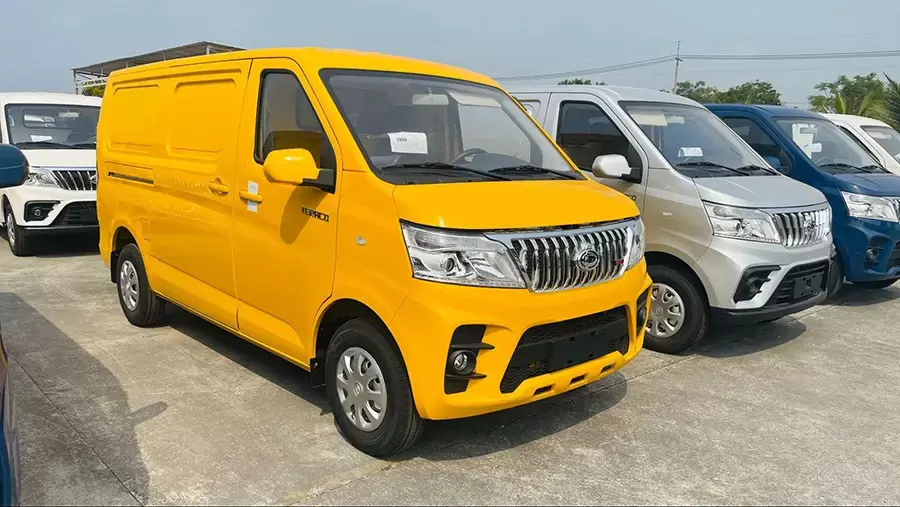 Giá xe tải van Teraco hiện nay dao động từ khoảng 273 - 399 triệu đồng