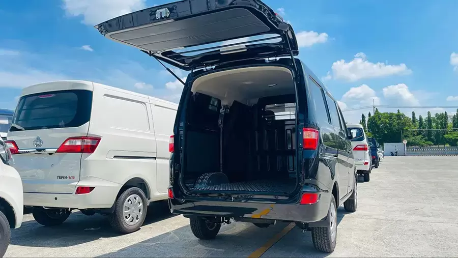 Cấu tạo cửa thông minh tối ưu khả năng bốc dỡ hàng hóa