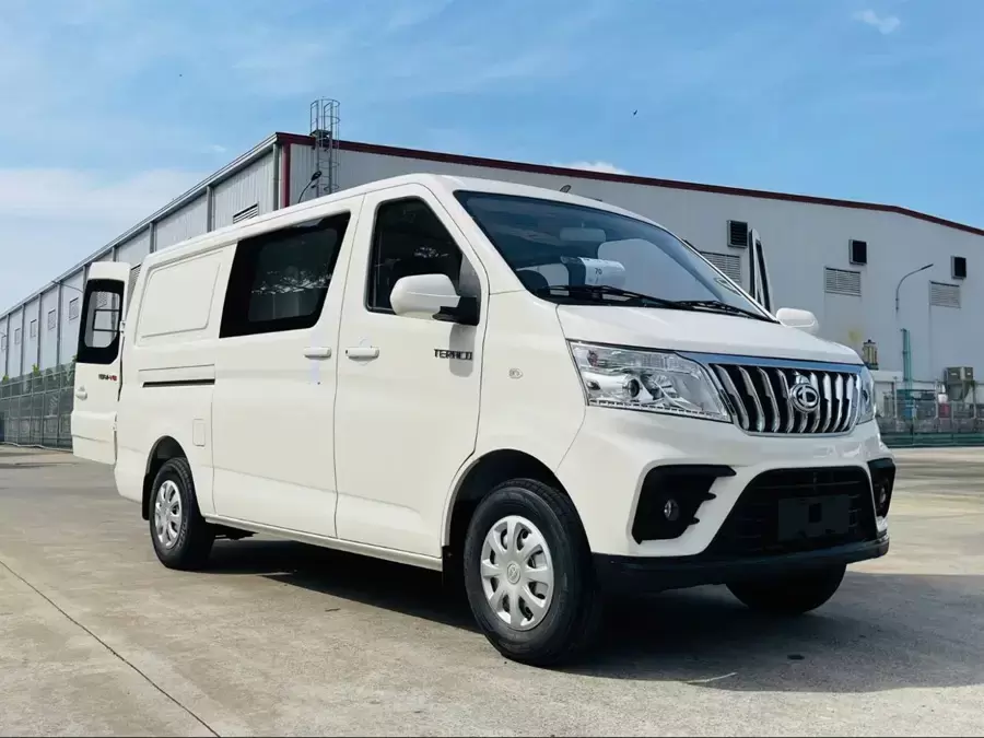 Mẫu xe tải van 5 chỗ Tera-V8