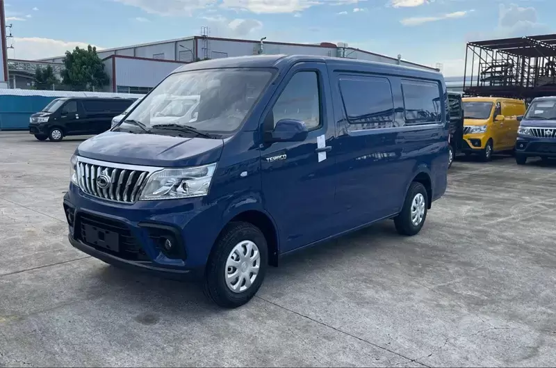 Giá xe tải van dưới 1 tấn đáng mua hiện nay