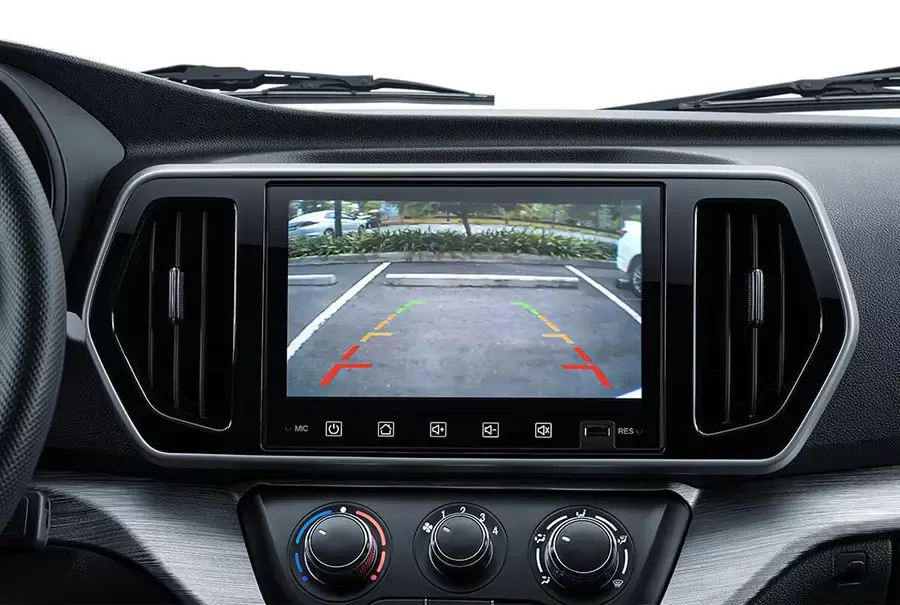 Camera lùi kết hợp cảm biến lùi nâng cao sự an toàn trong quá trình vận hành