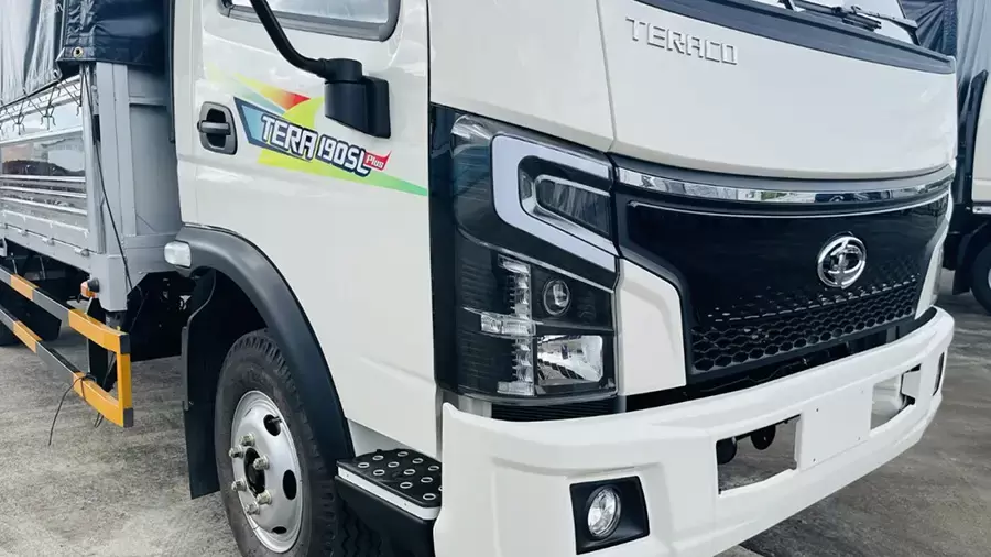 Tera190SL Plus sở hữu thiết kế hiện đại, đậm chất tương lai