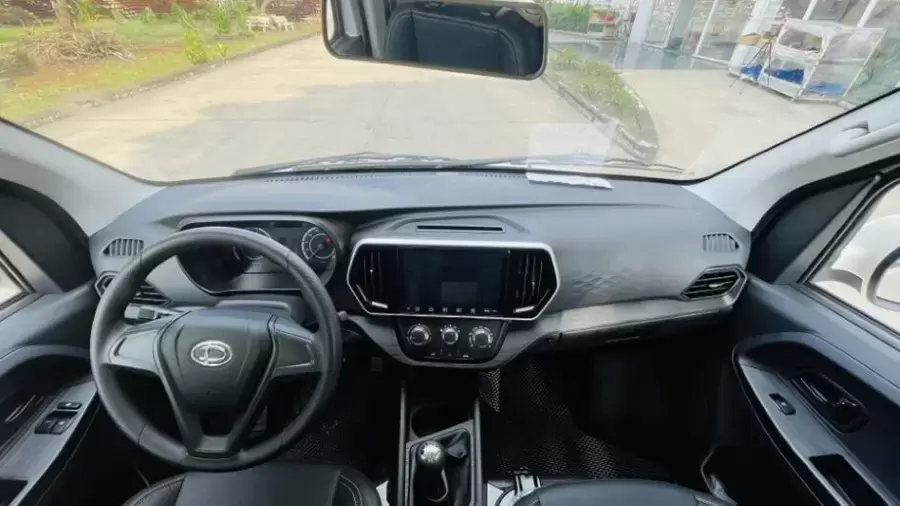 Khoang cabin Tera-V6 rộng rãi - hiện đại - đầy đủ tiện nghi