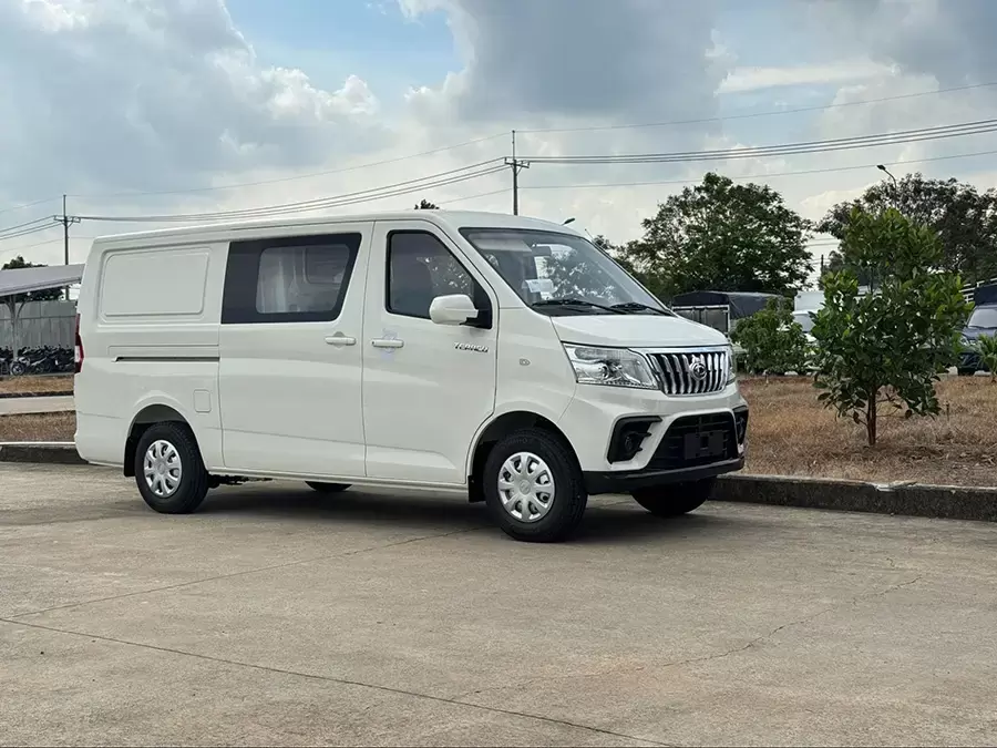 Tera-V8 5 chỗ