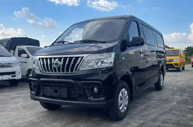 Giá xe van cập nhật mới nhất. Chi tiết xe 2 chỗ và 5 chỗ