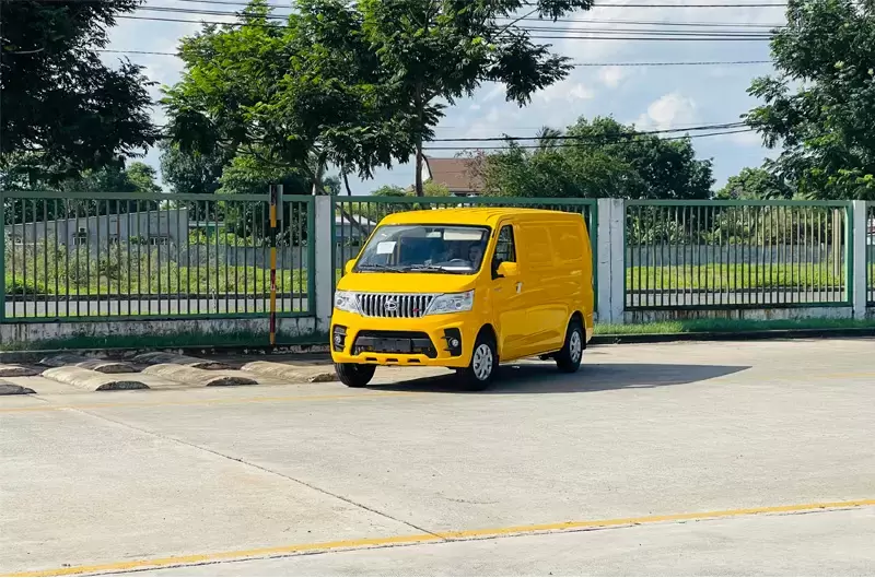 Giá xe van Tera-V 2 chỗ lăn bánh và Cập nhật mới nhất 2025