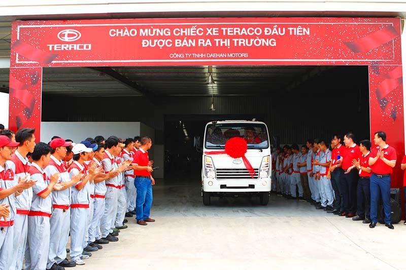 CHIẾC XE TERACO ĐẦU TIÊN ĐƯỢC BÁN RA THỊ TRƯỜNG 