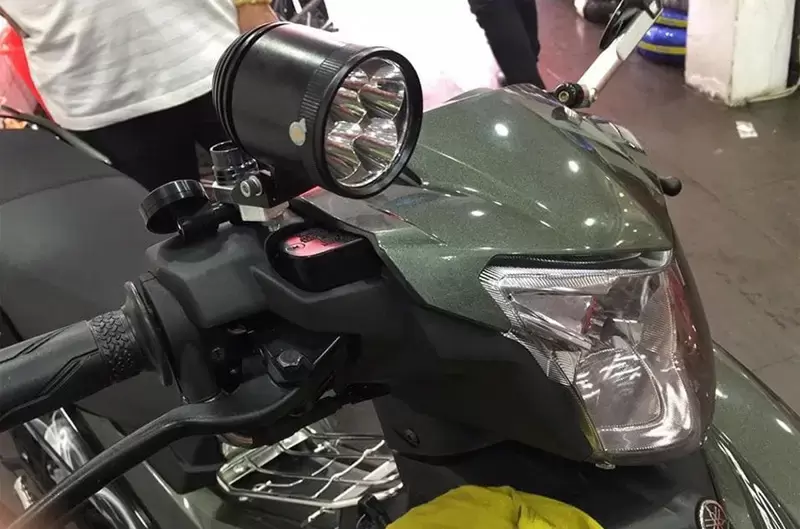 Lắp đèn trợ sáng có vi phạm luật giao thông?