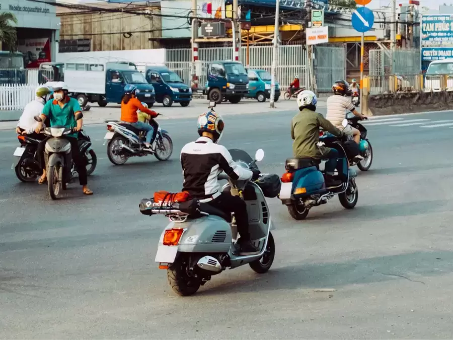 Hành vi không bật xi nhan tiềm ẩn nguy cơ cao gây tai nạn