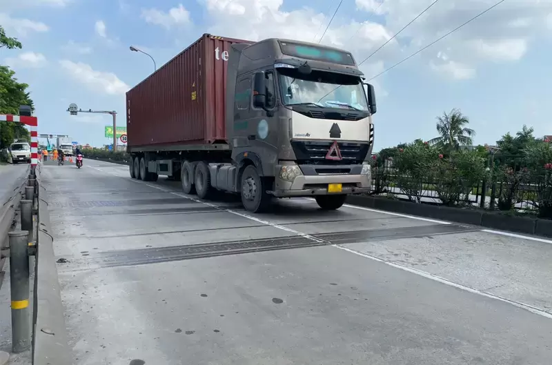 Lỗi quá tải 50 đến 100 là gì? Mức phạt mới nhất 2025