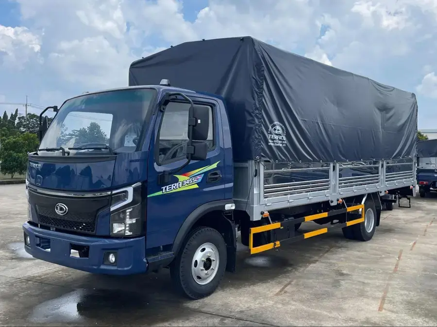 Tải trọng và khối lượng toàn bộ ảnh hưởng đến khả năng chở hàng và vận hành của xe