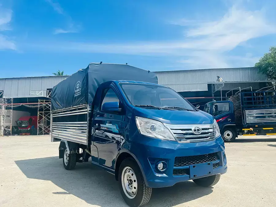 Tera100S nổi bật với thiết kế ngoại thất hiện đại, chắc chắn và bền bỉ