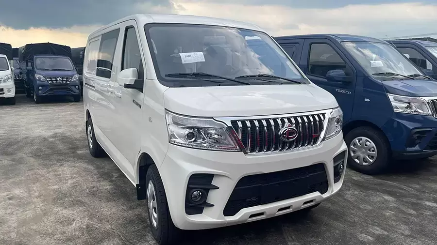 Xe tải van 5 chỗ Tera-V6