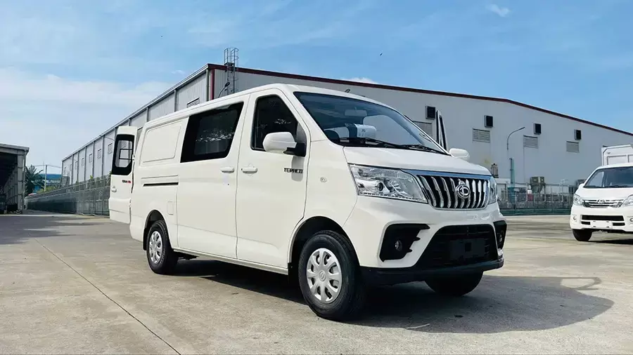 Xe tải van 5 chỗ Tera-V8
