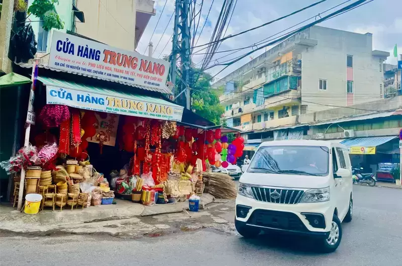Nên mua xe tải van nào phù hợp nhu cầu kinh doanh?