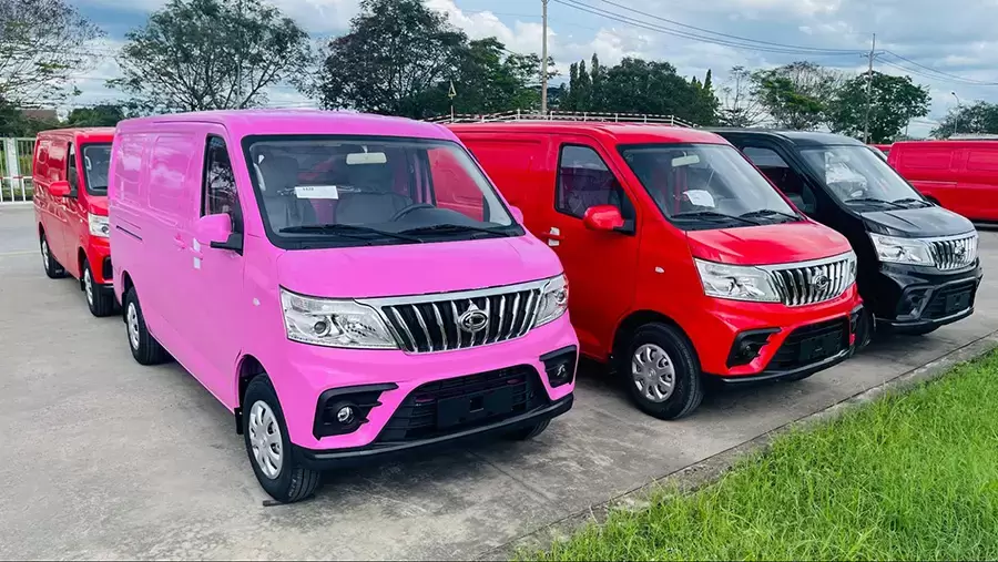 Xe van chở hàng Teraco hiện dao động từ 273 - 399 triệu VNĐ