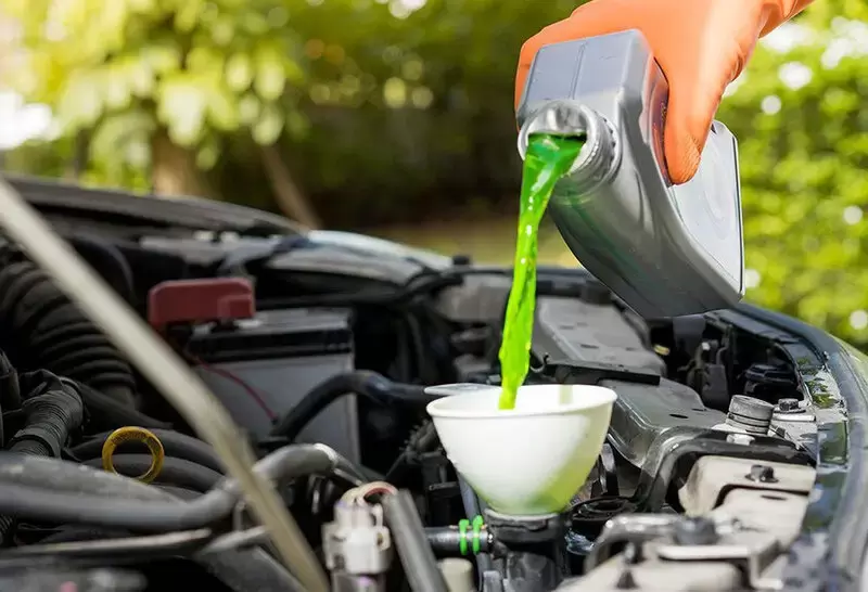 Nước làm mát xe tải là phụ gia không thể thiếu của phương tiện