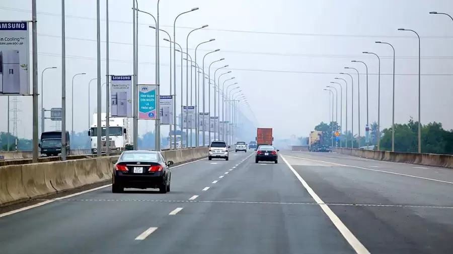 Lưu ý khi chạy xe ô tô để tránh vi phạm tốc độ