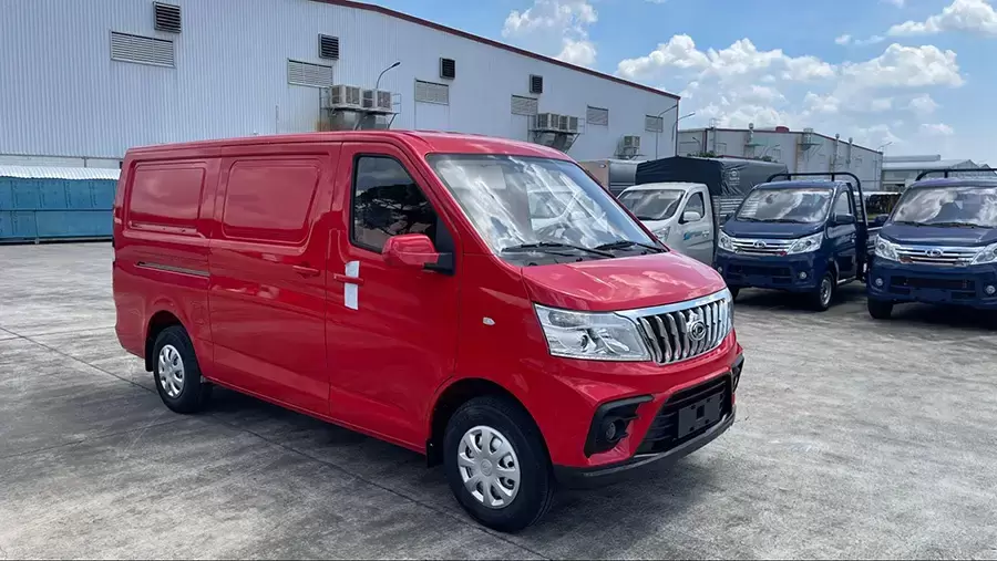 Tera-V8: Khoang xe rộng cho nhu cầu chở hàng nhiều hơn