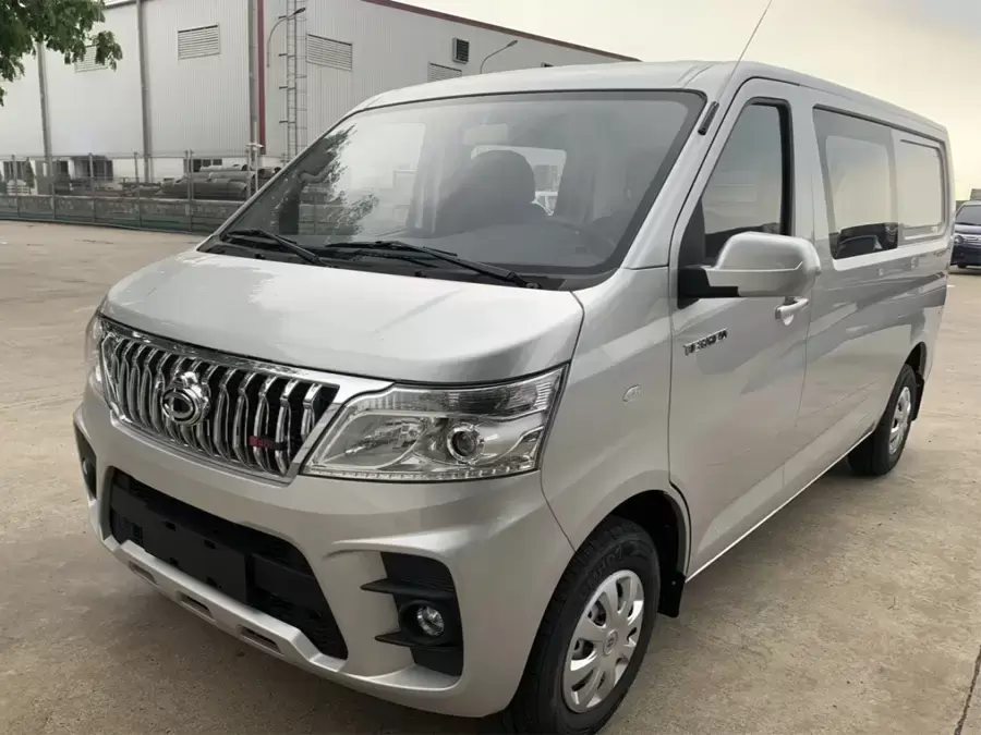 Lý do nên đầu tư xe van 5 chỗ