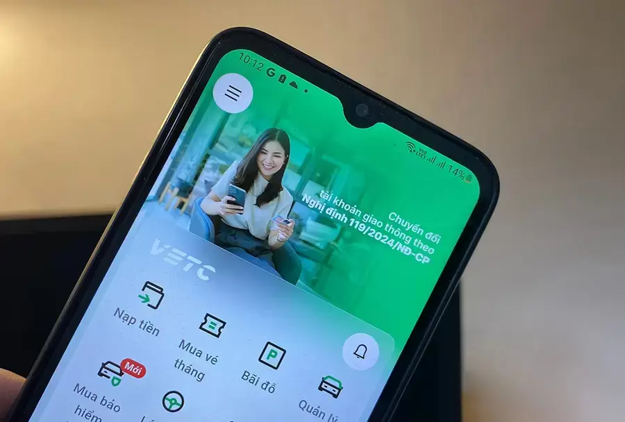 Tài khoản giao thông VETC giúp phương tiện lưu thông thuận lợi qua các làn thu phí